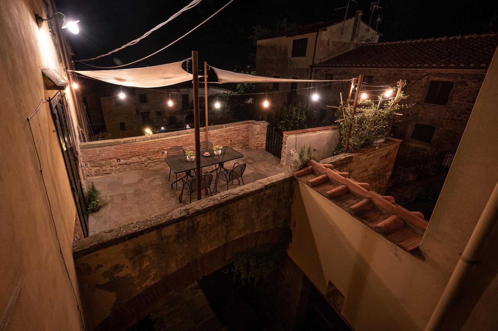Casa La Girandola Lägenhet Castiglion Fiorentino Exteriör bild