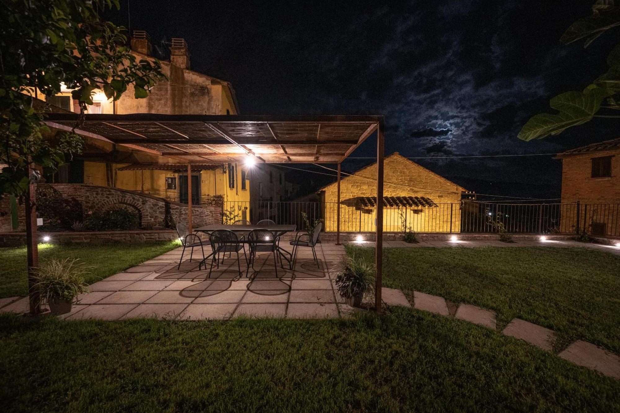 Casa La Girandola Lägenhet Castiglion Fiorentino Exteriör bild