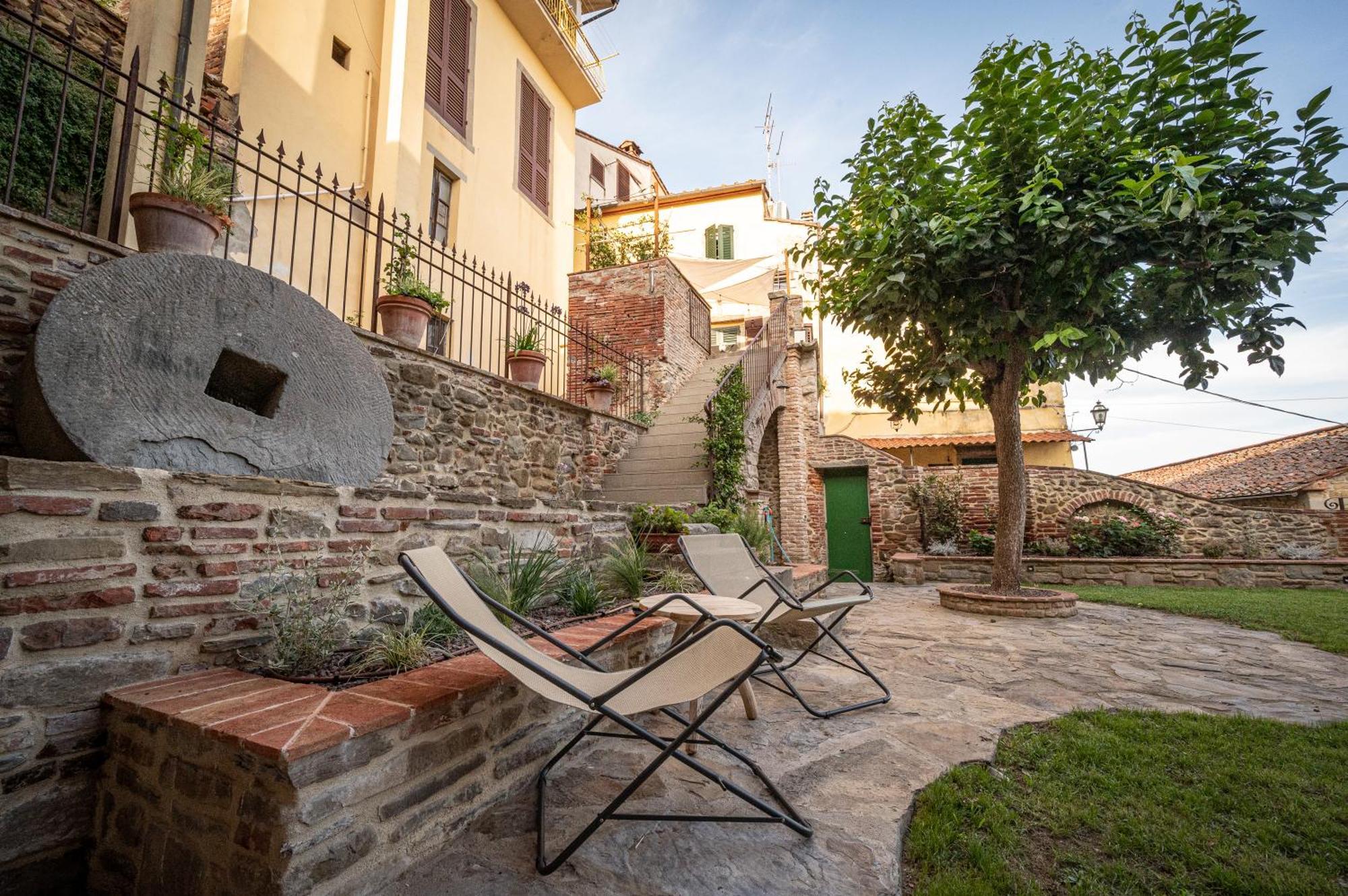 Casa La Girandola Lägenhet Castiglion Fiorentino Exteriör bild